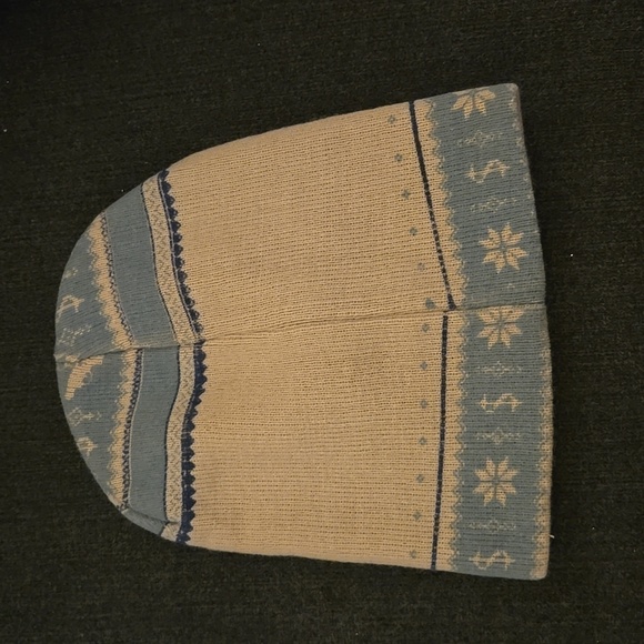 Fargo Beanie - Picture 2 of 2